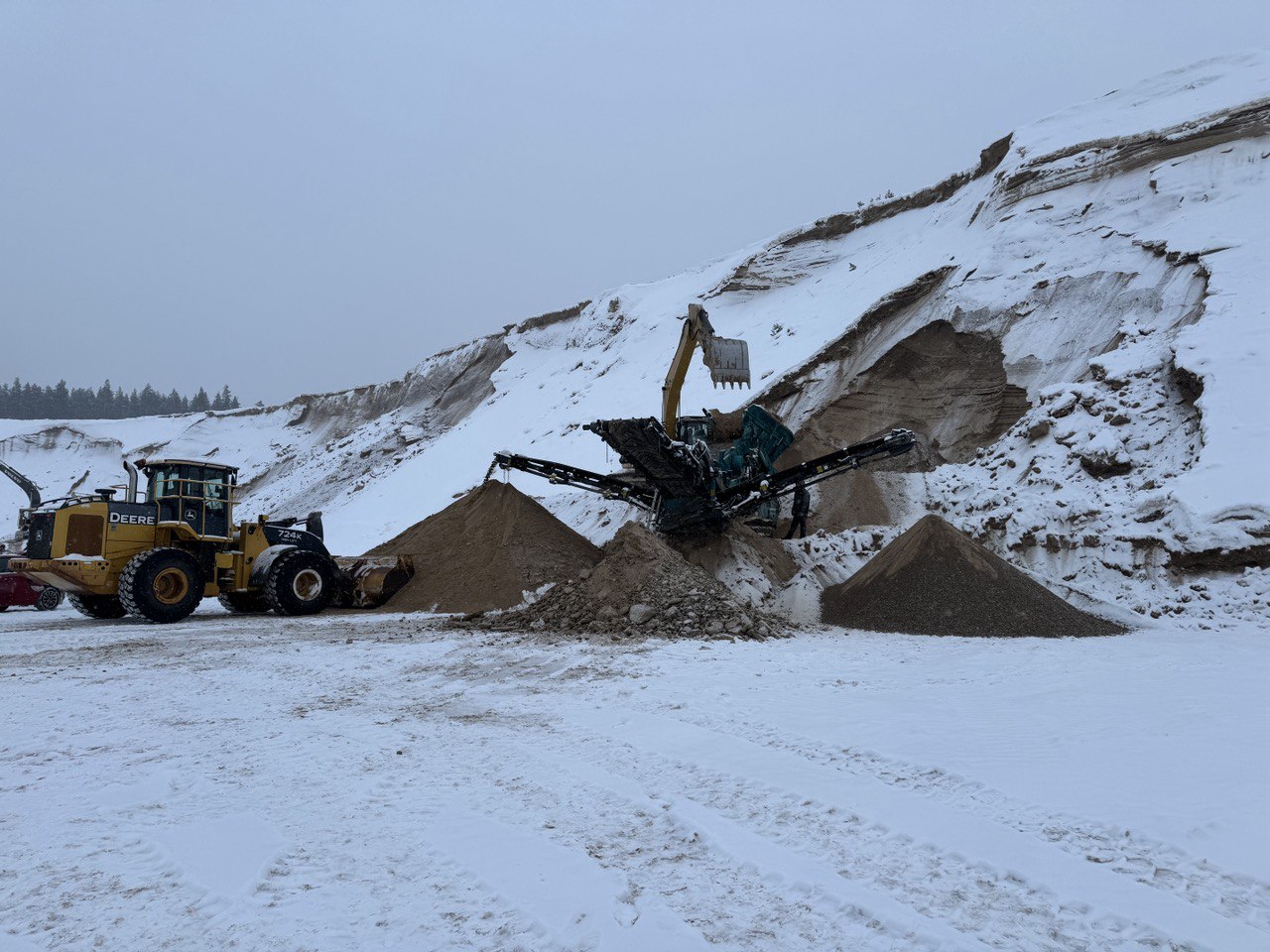 Сеяный песок на Варшко